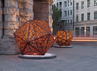 Painting with Light:  SACREA – extravagante Lichtskulpturen