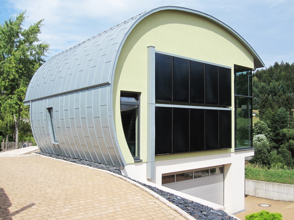Energiespar-Champion – Cellulose-Dämmung optimal für außergewöhnliche Hausformen