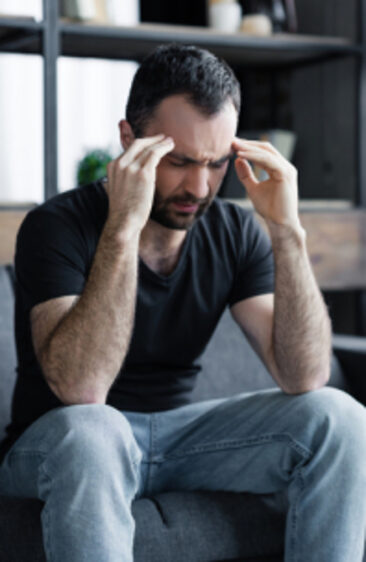 5 BEWÄHRTE Tipps, die Ihnen helfen, Ihre Depression zu beseitigen