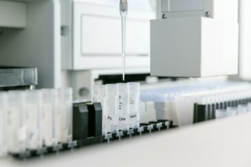 Eurofins bietet Möglichkeit zu Nachweis und Differenzierung von SARS-CoV-2-Mutationen innerhalb von Stunden