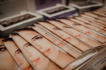 Mit Broschüren im B2B überzeugen