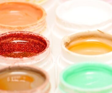 Die Ximix GmbH ein führender UV Gel Hersteller.