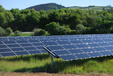 Erik Tröster veräußert erfolgreich Fondsobjekt „PV-Anlage Stierberg I“ in Bad Dürrheim