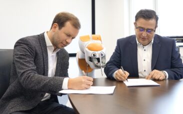 F&P Robotics und Ostertag DeTeWe besiegeln Partnerschaft: Assistenzroboter „Lio“ rollt auf den deutschen Markt