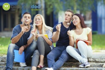 Nach dem Abi – Ausbildung oder Studium?
