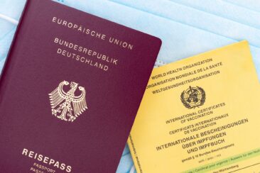 Vorsicht! Achtung! Dringende Warnung! – Darknet – Erpressung – Impfpassfälscher bieten Kundennamen an