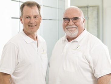 Herr Joachim Hess unterstützt das Team vom Orthopädie Zentrum Bonn