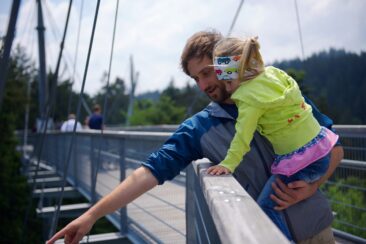 „“Mama macht frei, Papa haut den Lukas!“ – Zünftiges Maifest am 8. Mai im skywalk allgäu