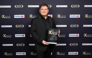 Michael Mühlmann holt Platin Award nach München