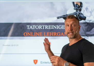 Lernen vom Profi-Tatortreiniger Marcell Engel