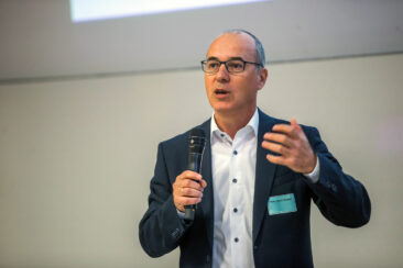 Arbeitskreis Evangelischer Unternehmer: Personalberater Hans Ulrich mit Expertenvortrag