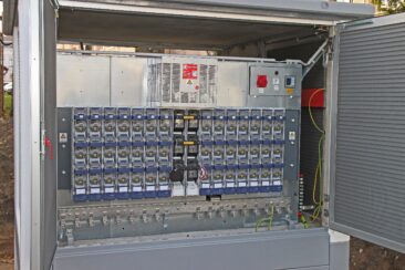 Digitalisierung des Stromnetzes: E.DIS schließt weitere intelligente Ortsnetzstation in Brandenburg an