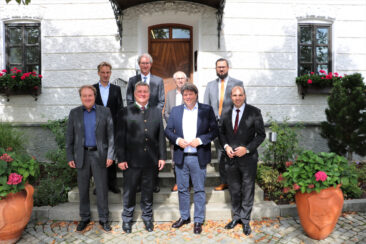CSU-Delegation informiert sich bei Leipfinger-Bader