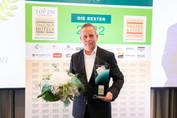 Olaf Feuerstein zum Top-Tagungshotelier 2022 gewählt