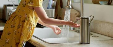 Simplehuman Sensor-Seifenspender helfen die Übertragung von Keimen zu verhindern