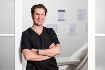 Zur wohlgeformten, perfekten Brust mit Schönheitschirurg Dr. Christian Wolf