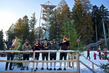 „Zauberhafter Winterwald“: skywalk allgäu startet Weihnachts-Winter-Saison mit neuem Event-Konzept