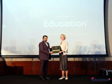Calmfidence® Gründerin Nell Pütter erhält Auszeichnung für Leadership auf der Education 2.0 Conference in Duba