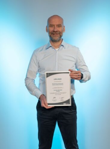 Mercedes-Benz Consulting GmbH mit Regional-Auszeichnung „Gesunder Arbeitgeber 2022/23“ geehrt