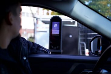 Parken am Flughafen Düsseldorf (DUS)