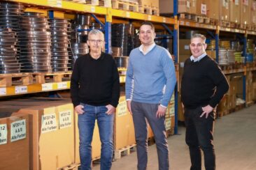 Individualisierte Produkte und umfassender Service: E-M-C-direct setzt 2022 den Erfolgskurs fort