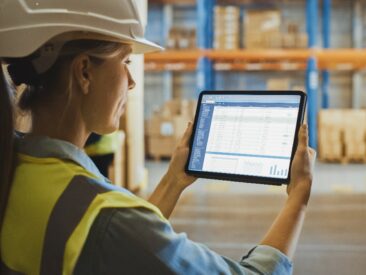 Praxistool für Lagersicherheit  – Regalprüfung mit Wartungsplaner Software