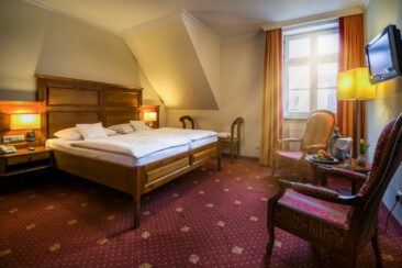 Jetzt einfach und bequem Zimmer online buchen im Wasserschloss Mellenthin