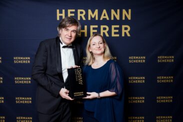„Glückliche Kinder brauchen keinen Therapeuten“ – Dortmunderin wird mit Excellence Award geehrt