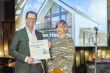 „Oscar“-Verleihung der Holzfertighausbranche: Regnauer Musterhaus „Klara“ erneut ausgezeichnet