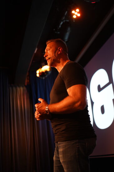 Tatortreiniger Marcell Engel Live in Mannheim und Stuttgart