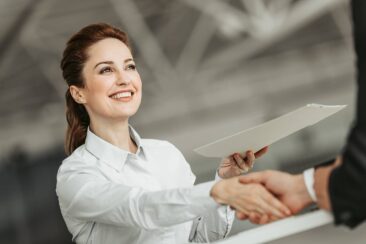 STUDENTKNIGHT – Jobbörse für Studenten in über 520 Orten – Einfach Stellenanzeigen schalten für Studentenjobs