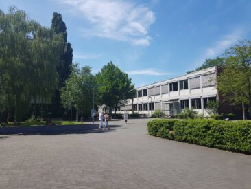 Ausbildung mit Sprachen ab September in Köln: Übersetzer- und Dolmetscherschule Köln informiert am 27. Juli 23