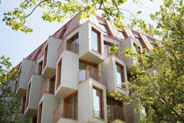 Exklusiv: Zehn Wohnungen in Münchens Architekturikone Van B werden von internationalen Designern ausgestattet