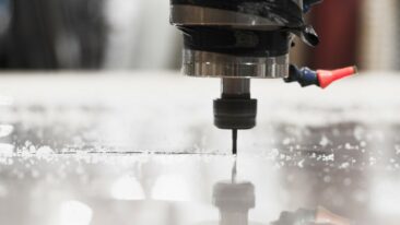 Kundenspezifische Schilderlösungen für die Industrie 4.0