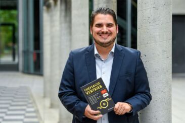 Chefsache Vertrieb von Tobias Epple stürmt die Bestseller Listen der Sachbücher