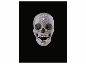 Diamanten-Glanz im MUCA: Damien Hirsts ikonischer Schädel erstrahlt in München