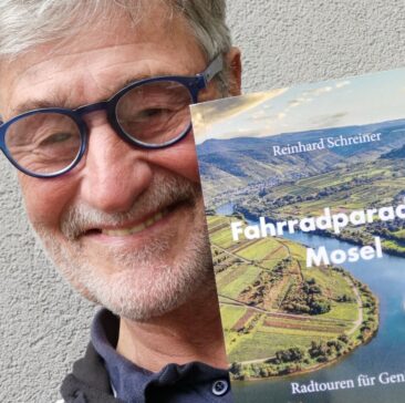 Taschenbuch „Fahrradparadies Mosel. Radtouren für Genießer“