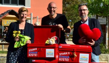 Starkes Signal am Weltkindertag: Kitas sächsischer Kinderschutzverbände erhalten „Starke Kinder Kiste“