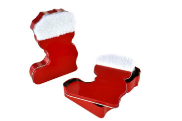 Weihnachten ist nicht mehr weit – Nikolausstiefel in rot und weitere Weihnachtsdosen als Verpackung