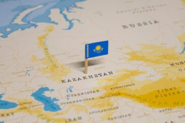 Sammelguttransporte nach Kasachstan: Die Kunst des effizienten und sicheren Warentransports