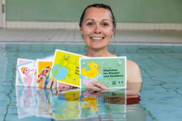Schwimmkurs-Vorbereitung zu Weihnachten verschenken: Mit dem Kartenset „Spaß im Wasser“