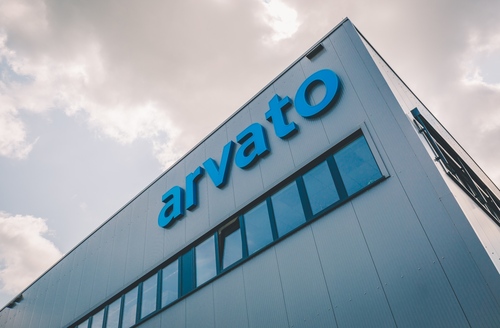 Arvato baut europäische Partnerschaft mit argenx aus