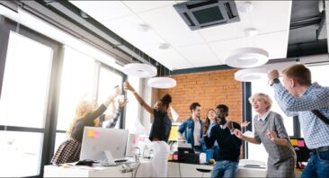 Global Closer: 500 Absolventen im digitalen Vertrieb
