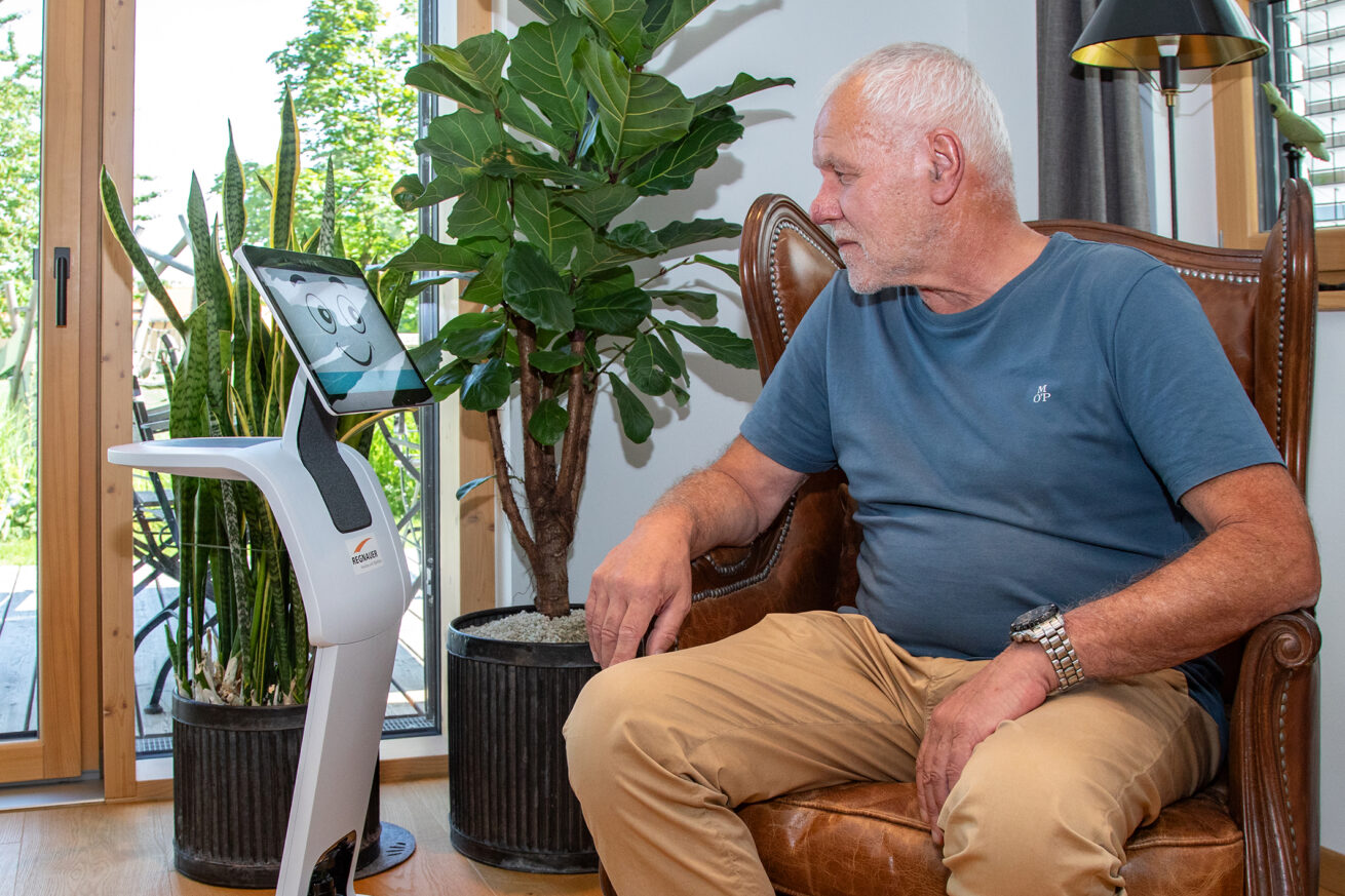 Homebotik LebenPlus: Regnauer präsentiert intelligentes Wohnkonzept
