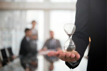Die 7 größten Zeitfresser – und wie du sie mit besserem Zeitmanagement in Agenturen loswirst