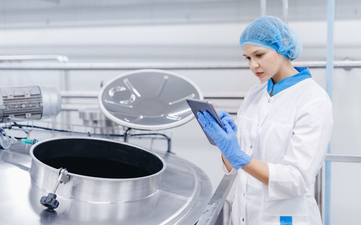 Digital statt viel Papierkram – Modernes Wartungsmanagement in der Pharmaindustrie