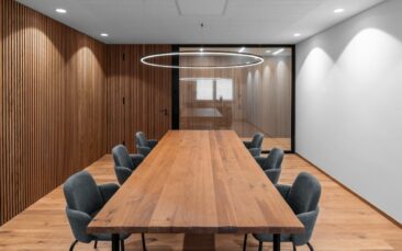 Licht fürs Büro neu gedacht – Lampenwelt Professional realisiert modernes Beleuchtungskonzept für Orexes
