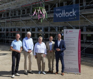 MVZ Labor Koblenz feiert Richtfest
