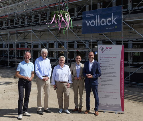 MVZ Labor Koblenz feiert Richtfest