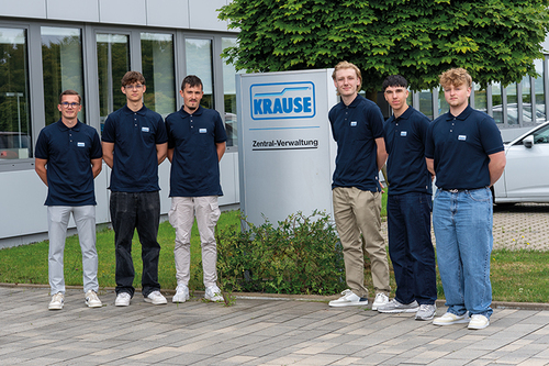 Neue Auszubildende und ein Jahrespraktikant